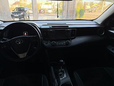 Toyota: Toyota RAV4: 2018 г., Кроссовер — 15