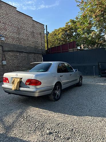 купить мерседес 212: Mercedes-Benz E-Class: 1995 г., Седан — 5