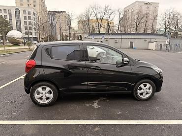 Chevrolet: Chevrolet Spark: 2019 г., 1 л, Вариатор, Бензин, Хэтчбэк — 8