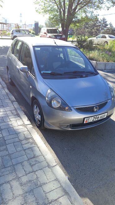 Honda: Honda Jazz: 2008 г., 1.5 л, Механика, Бензин, Хэтчбэк