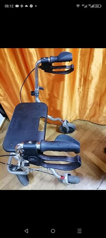 Hodalice, štake, štapovi za hodanje, kolica za hodanje: Stolica pokretna odlična

Mirjevo — 17