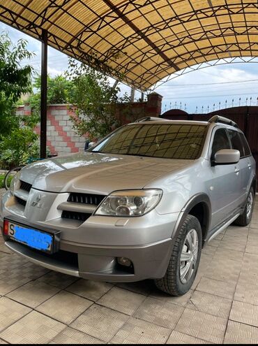 Mitsubishi: Mitsubishi Outlander: 2006 г., 2.4 л, Автомат, Бензин, Кроссовер