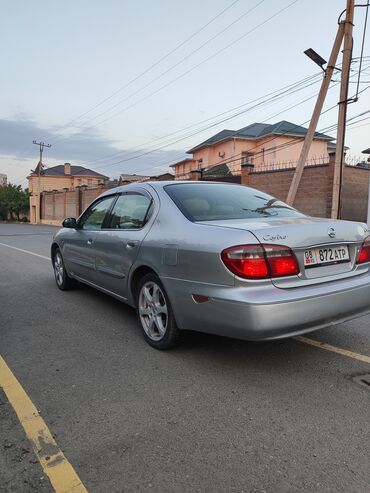 nissan tiana: Срочно Серебристый седан Nissan Cefiro, оснащенный литыми дисками и