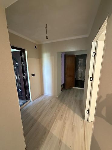 divan yeni: Satılır. Mingecevir seheri stadion yaninda 5 mertebeli binanin 5ci — 8