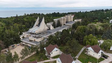 санаторий кыргызское взморье: Номер, Аврора санаторий ЦО Аврора, Парковка, стоянка, Охраняемая территория, Бассейн