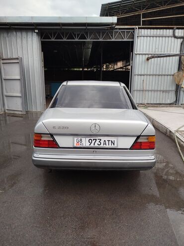 машина мерс лупарик: Mercedes-Benz W123: 1991 г., 2 л, Механика, Бензин
