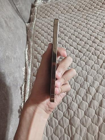iphone 12 2 ci el: IPhone 12 Pro, Qızılı, Face ID — 6
