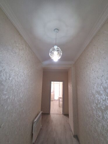 Uzunmüddətli kirayə mənzillər: İcarəyə təklif olunan tam təmirli, zövqlü interyerli 1 otaqlı studio — 12