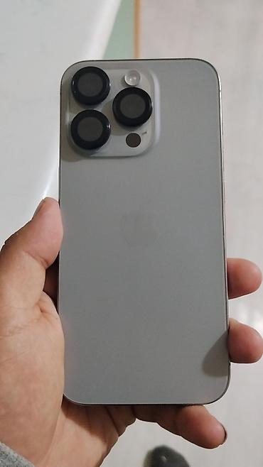 - Цвет: серебристый (Silver) - Экран: 6.1", OLED, поддержка Dynamic