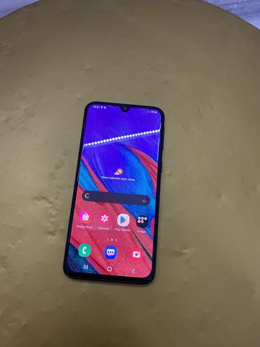 Samsung: Samsung Galaxy A40, 64 GB, rəng - Qara, Barmaq izi