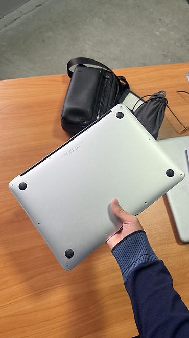 Ноутбуки Apple (MacBook): Apple MacBook Air 13" Характеристики: - Дисплей (1440×900) — 6