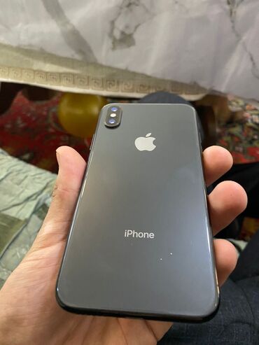 Apple iPhone: IPhone X, Скидка 10%, Б/у, 64 ГБ, Jet Black, Чехол, Кабель, 71 %