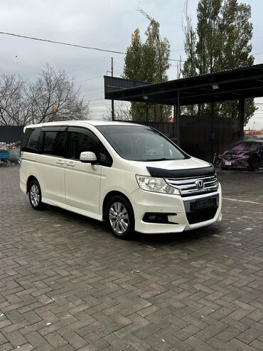 степ rf 1: Honda Stepwgn: 2010 г., 2 л, Автомат, Газ, Минивэн