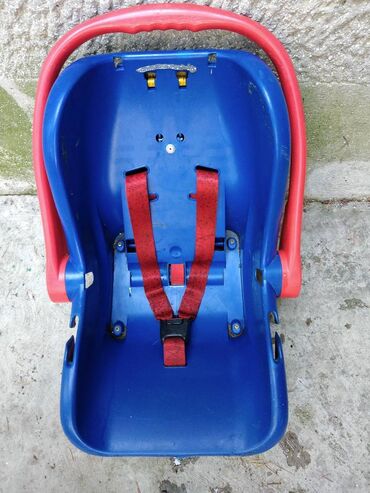 Autosedišta: Plasticno sedište za decu od rođenja do 13 kg ili 12 meseci (grupa na lalafo.rs — 8 Autosedišta: Plasticno sedište za decu od rođenja do 13 kg ili 12 meseci (grupa — 8