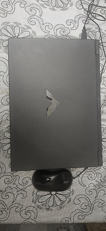 notebook temiri: Səliqəli istifadə olunmuş, güclü oyun və iş noutbuku HP Victus 15 — 2