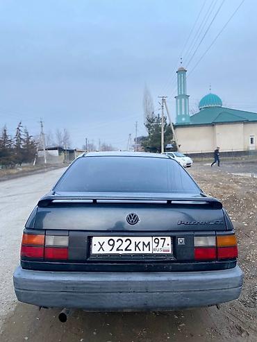 Volkswagen: Volkswagen Passat: 1990 г., 1.8 л, Механика, Бензин, Седан — 4