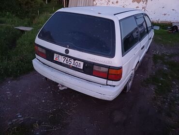 продаю вольво: Volkswagen Passat CC: 1989 г., 1.8 л, Универсал