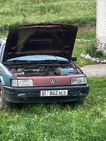 Volkswagen: Volkswagen Passat: 1992 г., Кол менен иштөөчү, Бензин, Лифтбек — 1