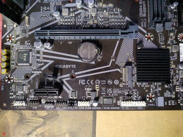 Материнские платы: Материнская плата, Новый, Gigabyte, LGA1200, ATX, Для ПК