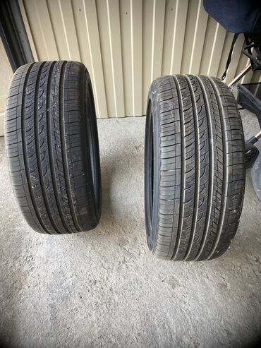 Шины: Шины 235 / 45 / R 18, Лето, Новый, Пара, Легковые, Корея, Roadstone