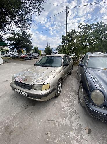 подвыкуп машина: Toyota Carina: 1994 г., Механика, Бензин, Седан — 1