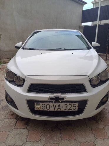 çeşqa 2 mator: Chevrolet Aveo: 1.6 л | 2012 г. 169184 км Седан