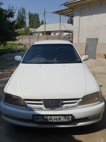 машину авто: Toyota Carina: 1998 г., 2.2 л, Автоматтык, Дизель