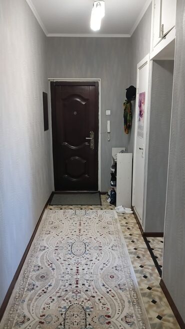 долгосрочный квартира кызыл аскер: 2 комнаты, 49 м², 106 серия, 7 этаж, Евроремонт