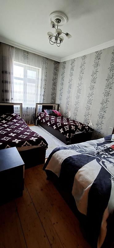 Uzunmüddətli kirayə mənzillər: 🏡 MEHDİABADDA SATILIQ EV 📍 Ünvan: Mehdiabad qəsəbəsinin mərkəzi 📏 — 11