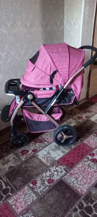 детские коляски 3 в 1: Коляска, цвет - Розовый, Б/у