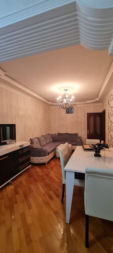 Uzunmüddətli kirayə mənzillər: Satilir– geniş prospekt və yaşıllıq sahəsinə açılan mənzərəli mənzil — 23