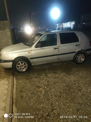 volkswagen 150: Volkswagen Golf: 1993 г., 1.6 л, Механика, Бензин