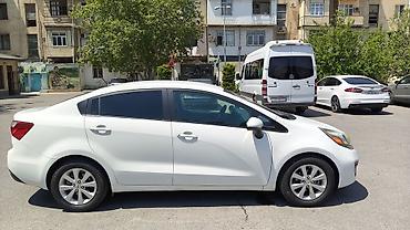 Avtomobil satışı: Kia Rio: 1.6 l | 2015 il Sedan — 4