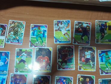 футболный кета: Коллекция футбольных карт с голографическим эффектом - Тематика