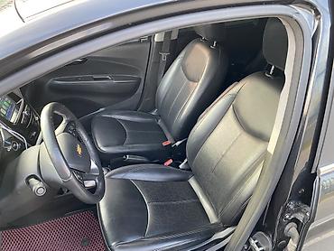 Chevrolet: Chevrolet Spark: 2016 г., 1 л, Вариатор, Бензин, Хэтчбэк — 10