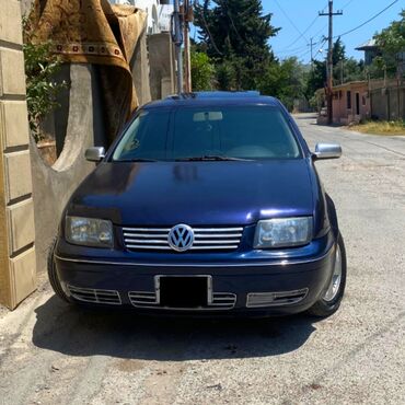 фольксваген поло 1: Volkswagen Jetta: 2 l | 1999 il Sedan