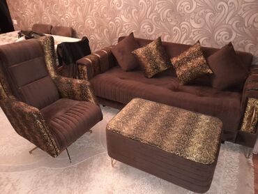 Kreslolar: İşlənmiş, Divan, 2 kreslo, Bazalı, Açılan
