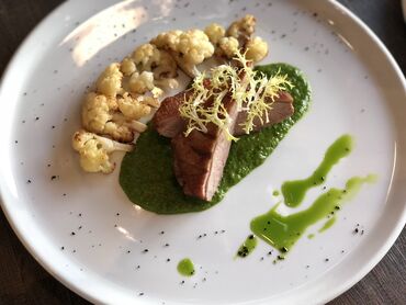 Повара: Шеф повар богатый опыт работы более 12 лет. Работал в Москве элитных — 16