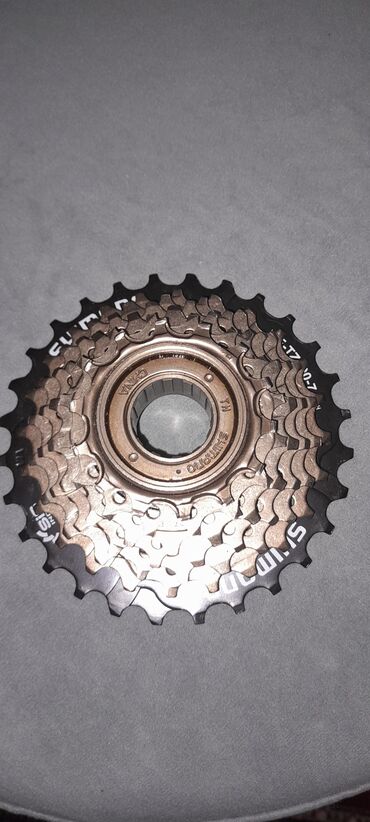 складной велосипед: Трещотка на семь скоростей Shimano 
Состояние идеальное
