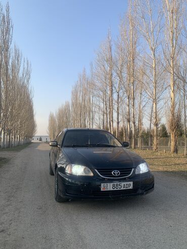 резина 16 с: Toyota Avensis: 2001 г., 1.6 л, Механика, Бензин, Седан