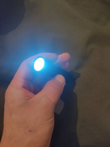 фонарь подсвечник: Фонарик хорошего качества размер 8см заряжается от обычного зарядки от
