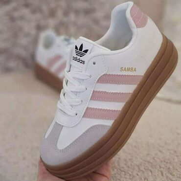 Patike: Adidas — 8