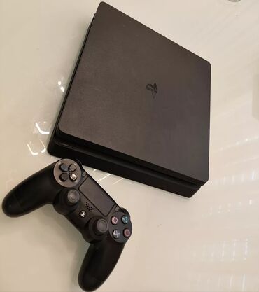 PS4 (Sony PlayStation 4): СРОЧНО! ПРОДАМ Playstation 4 Slim Состояние: Б/У Память: 800 Гб В