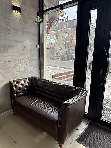 Шкафы для салонов: Продается оборудование для барбершопа Вся мебель сделана из — 10