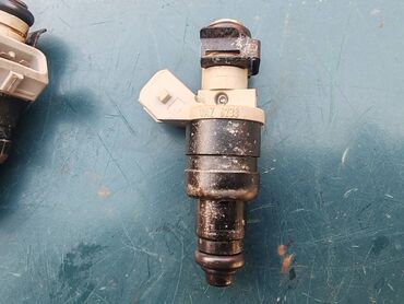 Auto delovi: Dizna ubrizgavanja goriva Lada 21214i Niva, Lada 112 br.3. Polovno — 12