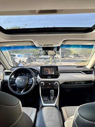 Toyota: Toyota RAV4: 2019 г., Гибрид, Кроссовер — 6