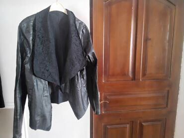 женская рубашка вышиванка: Женская куртка 3XL (EU 46), 4XL (EU 48), цвет - Черный