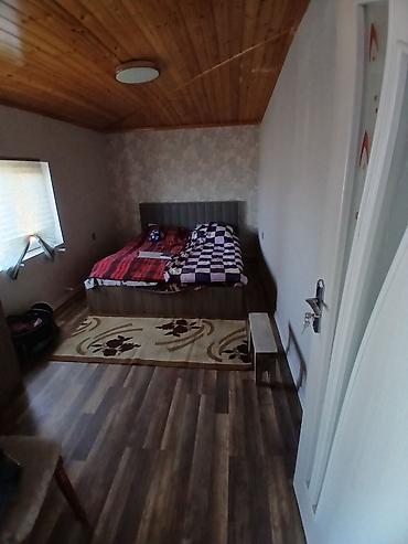 6 mkr: Sumqayirlt 6 mk ev kiraye verilir Telebe qizlaea verilir 1 qiz var 3 — 7