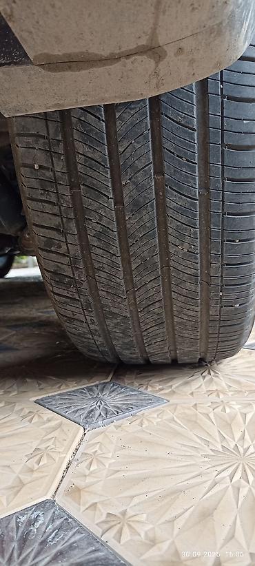 Шиналар жана дисктер: Дөңгөлөктөр монтажда 235 / 55 / R 19, All-season, Колдонулган, Комплект, Жеңил унаалар, Куйма, тешиктери - 5 — 5