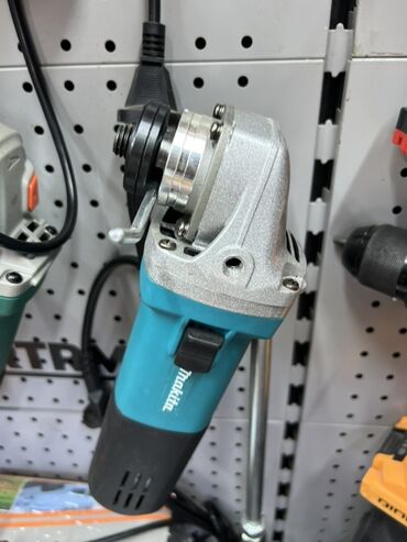 инструменты болгарка: Сетевая болгарка, Makita